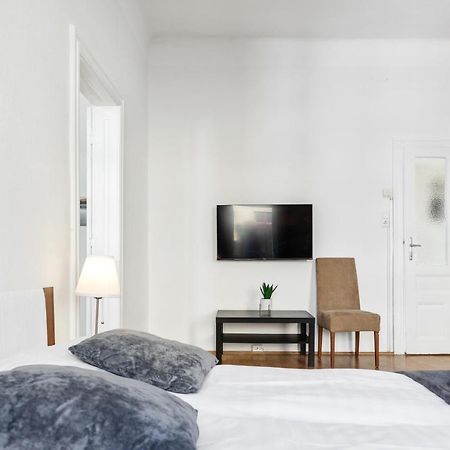 Beautiful 2Br Aptartment 12 Minutes To Downtown ウィーン エクステリア 写真