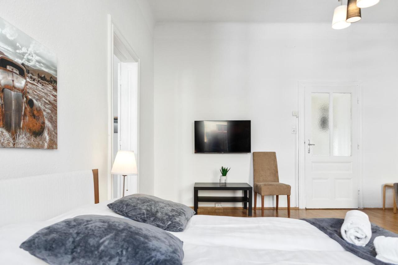 Beautiful 2Br Aptartment 12 Minutes To Downtown ウィーン エクステリア 写真