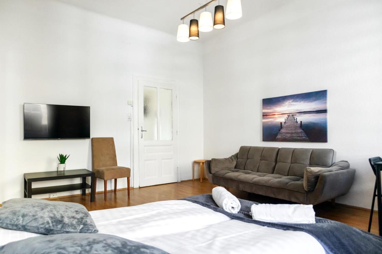 Beautiful 2Br Aptartment 12 Minutes To Downtown ウィーン エクステリア 写真
